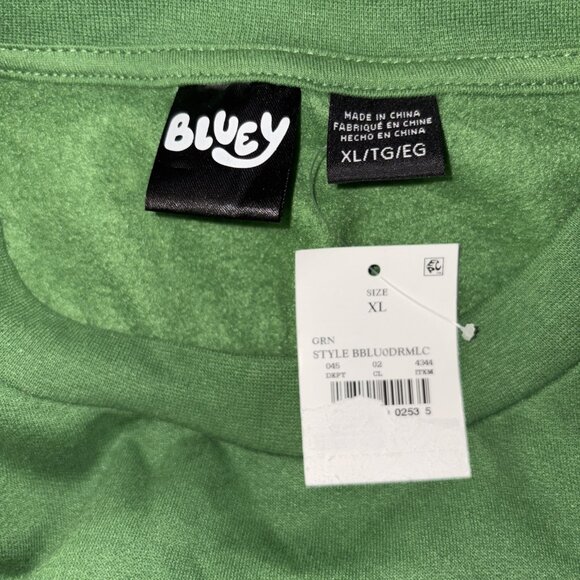 NWT Bluey Christmas Sweatshirt Men's Size XL Jingle Bells Crewneck Pullover - Picture 9 of 10